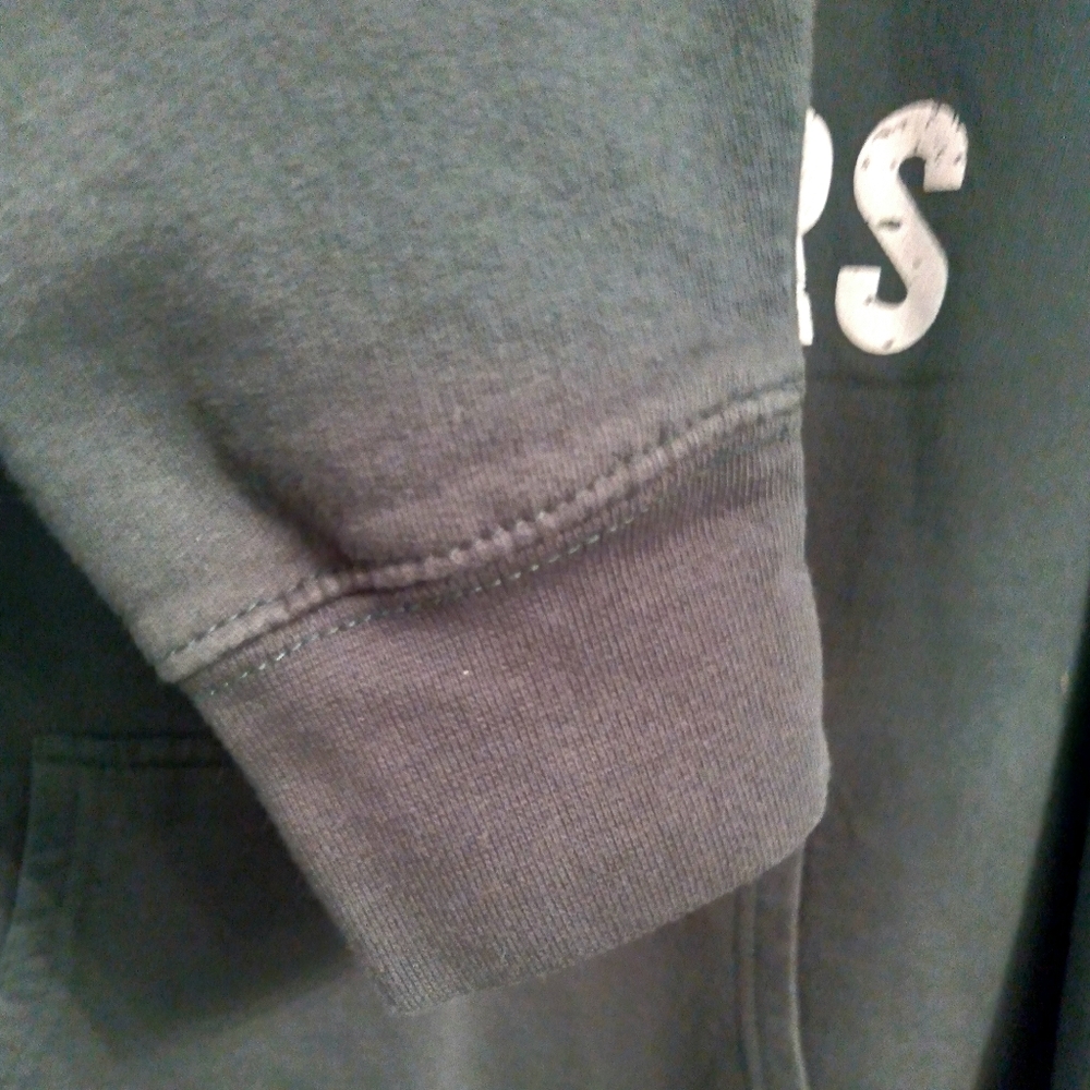 Green Hoodie - Picture 4 of 7